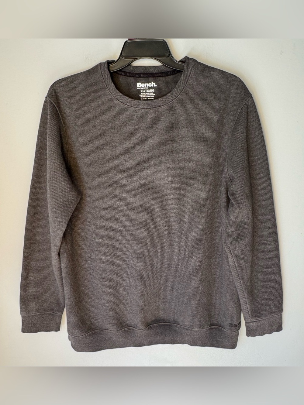 Bench Urbanwear Men’s Waffle Knit Sweatshirt Gray Cotton Blend Crewneck Sz XL